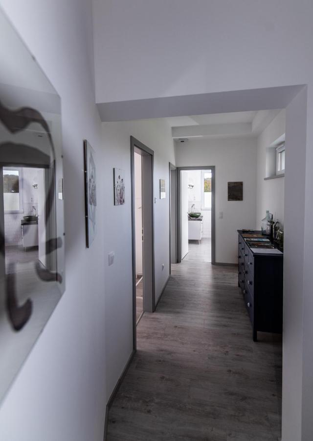 Vinorell Apartman Etyek Buitenkant foto