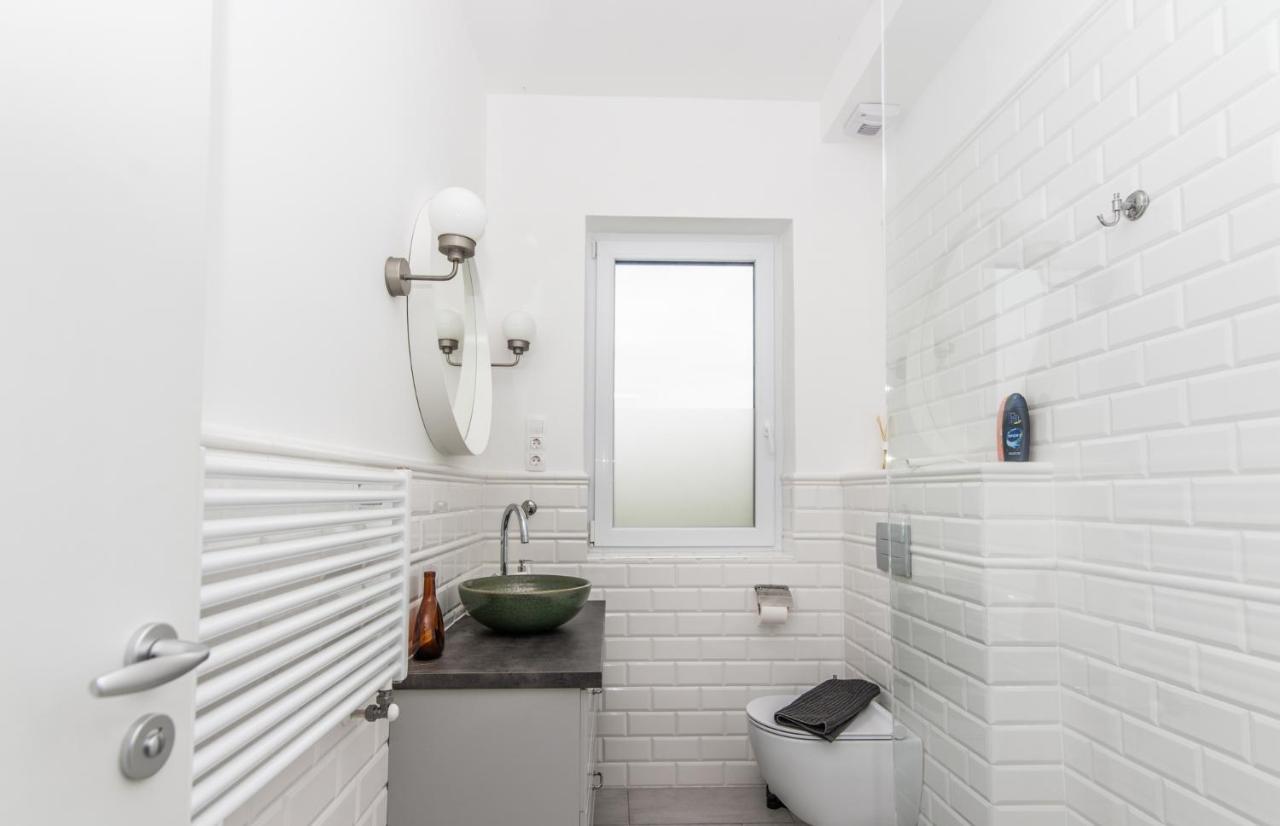 Vinorell Apartman Etyek Buitenkant foto