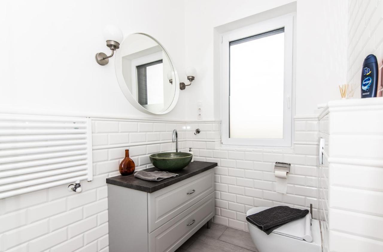 Vinorell Apartman Etyek Buitenkant foto